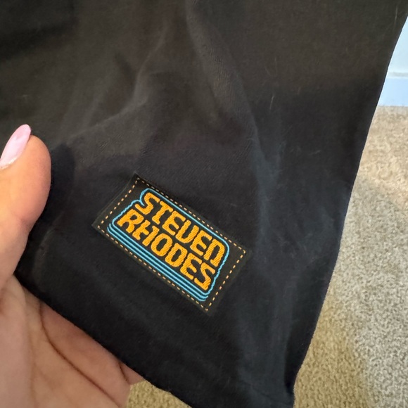 Steven Rhodes Graphic Tee - Picture 3 of 6
